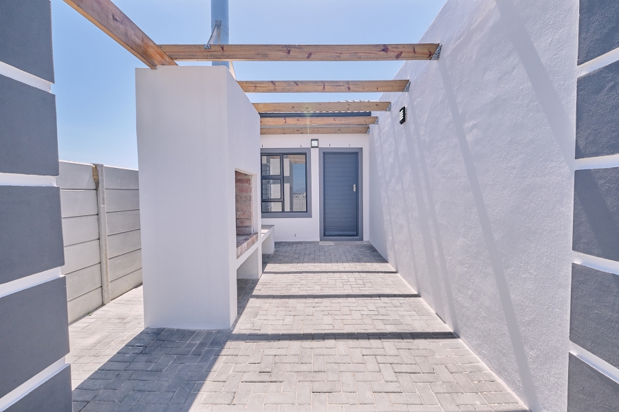 3 Bedroom Property for Sale in Houghton Place Western Cape